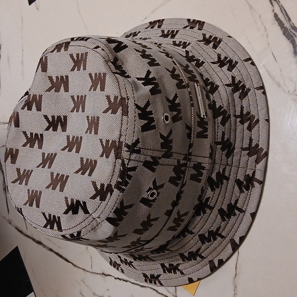 NWT Michael By Michael Kors Monogram Logo Jacquard Bucket Hat  - Chocolate